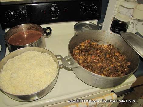Haitian Food: Some Delicious Diri and Sos pwa Legume at Grandma's Kitchen (Legumes with rice and beans)